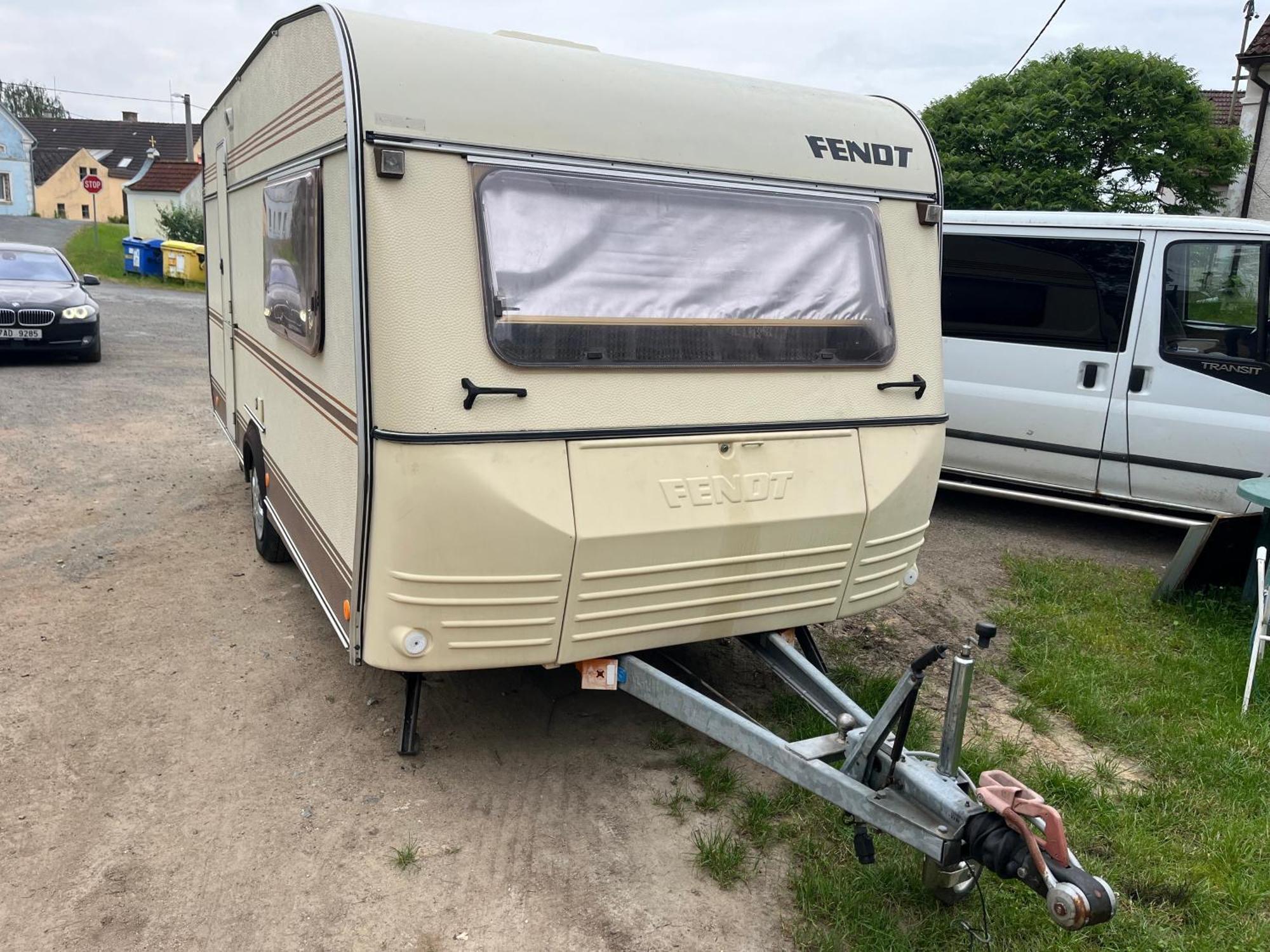 טאחוב Karavan מראה חיצוני תמונה